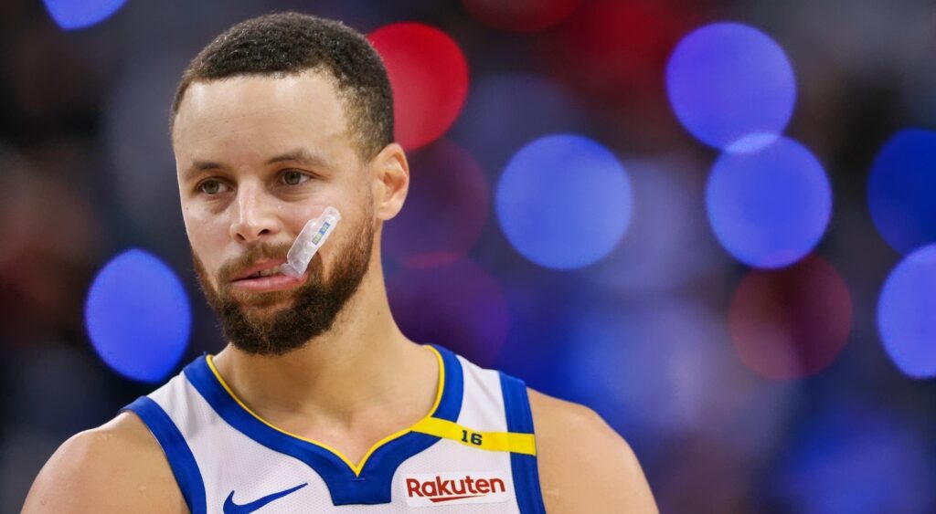 Is Curry Playing Tonight? Latest Update on His Knee Injury Status