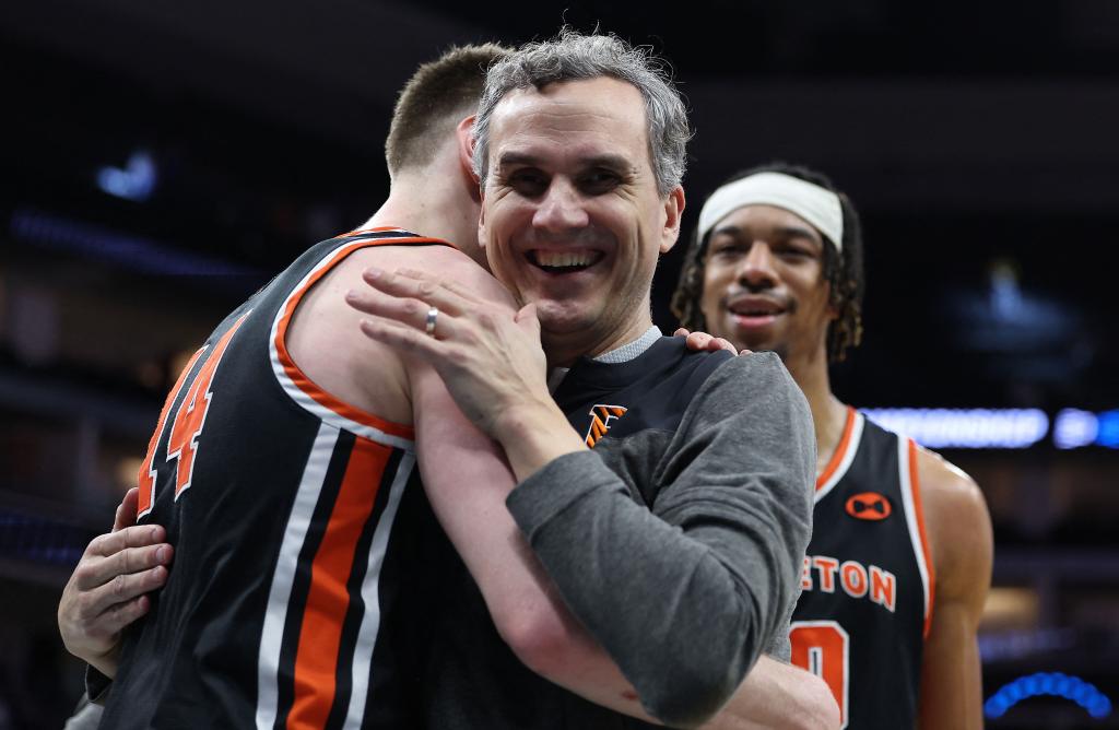 Princeton Coach Mitch Henderson's Journey to 100 Ivy League Victories