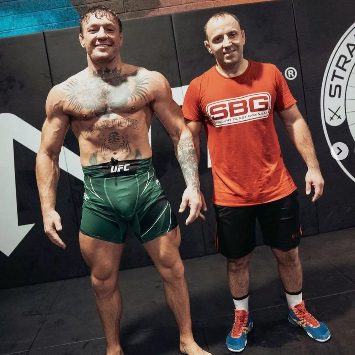 Conor McGregor Walk Around Weight: How Much Does He Weigh? (Learn The Notoriouss True Size)