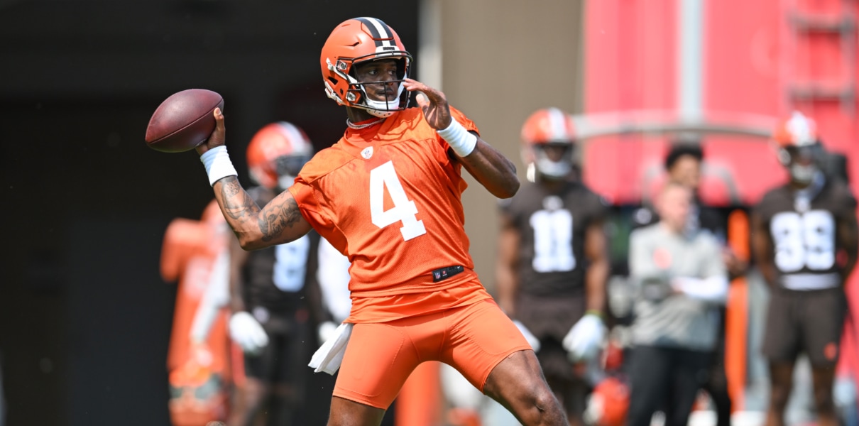 Deshaun Watson Fantasy Names Ideas: Win Your League!