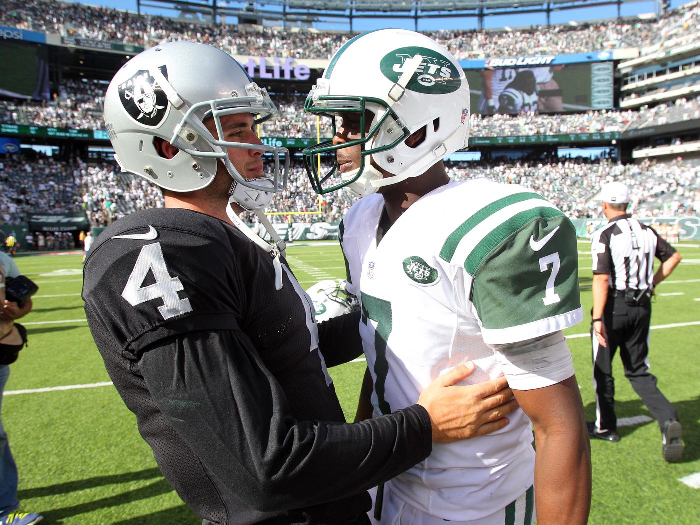 Geno Smith or Derek Carr: Which Quarterback is the Better Fit for Your Team?